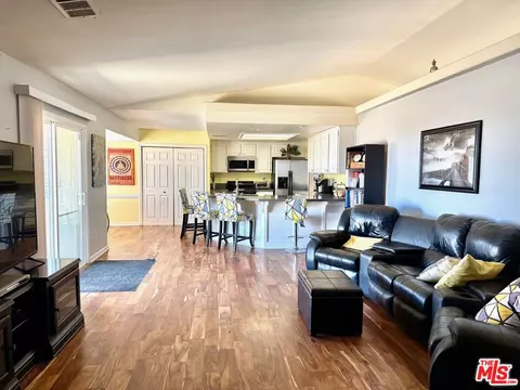 Living - 8125 Centola Rd, Phelan, CA 92371 photo 3 of 3