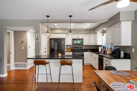 Kitchen - 2934 Chippewa Ave, Simi Valley, CA 93063 photo 1 of 5