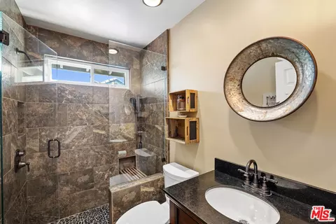 Bath - 2934 Chippewa Ave, Simi Valley, CA 93063 photo 4 of 4