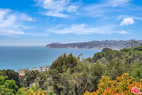 27104 Sea Vista Dr, Malibu, CA 90265