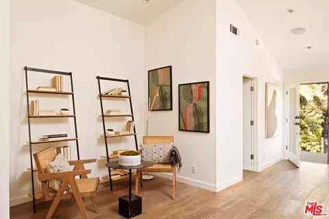 2341 Clement Ave, Venice, CA 90291 photo 16