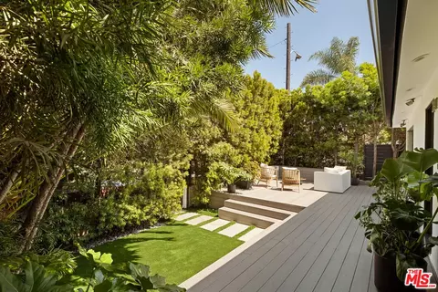 2341 Clement Ave, Venice, CA 90291 photo 5
