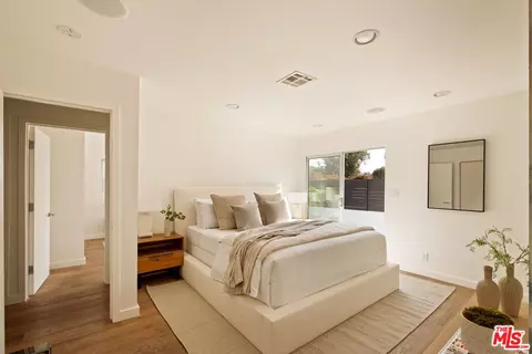 2341 Clement Ave, Venice, CA 90291 photo 22
