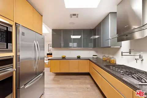 2341 Clement Ave, Venice, CA 90291 photo 18