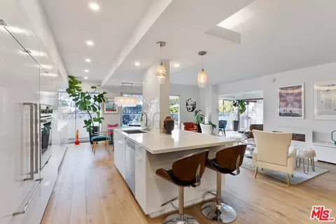 838 N Doheny Dr #505, West Hollywood, CA 90069