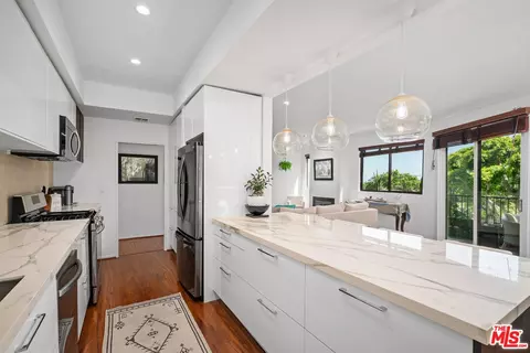 9000 Cynthia St #201, West Hollywood, CA 90069