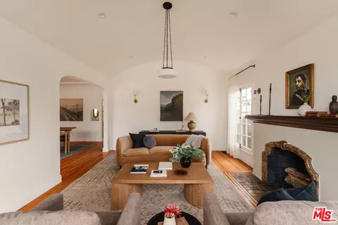 3029 S Norton Ave, Los Angeles, CA 90018