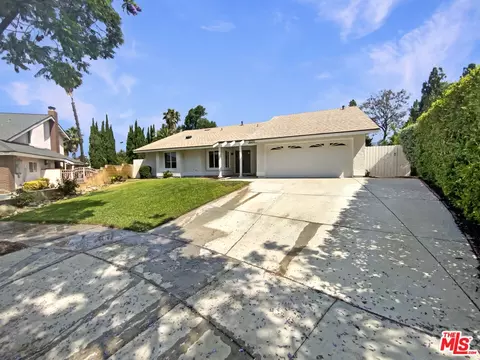 2230 La Crosse Cir, Claremont, CA 91711