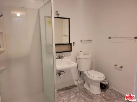 Bath - 7 Scottsdale Dr, Carson, CA 90745 photo 1 of 2