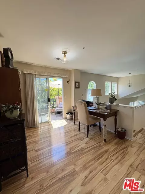 1202 Lost Point Ln, Oxnard, CA 93030 photo 11