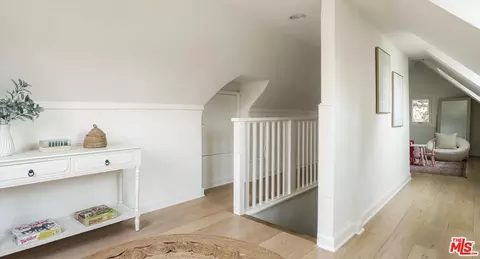1767 Hillside Dr, Glendale, CA 91208 photo 29