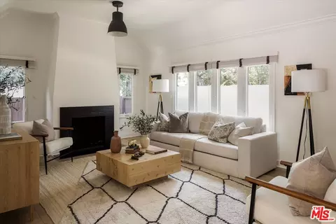 1767 Hillside Dr, Glendale, CA 91208 photo 8