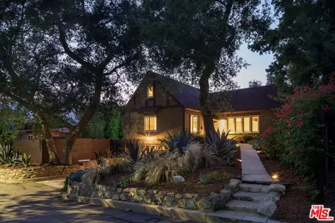1767 Hillside Dr, Glendale, CA 91208 photo 45