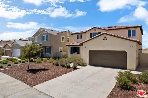 14131 Versilla Dr, Beaumont, CA 92223 photo 3