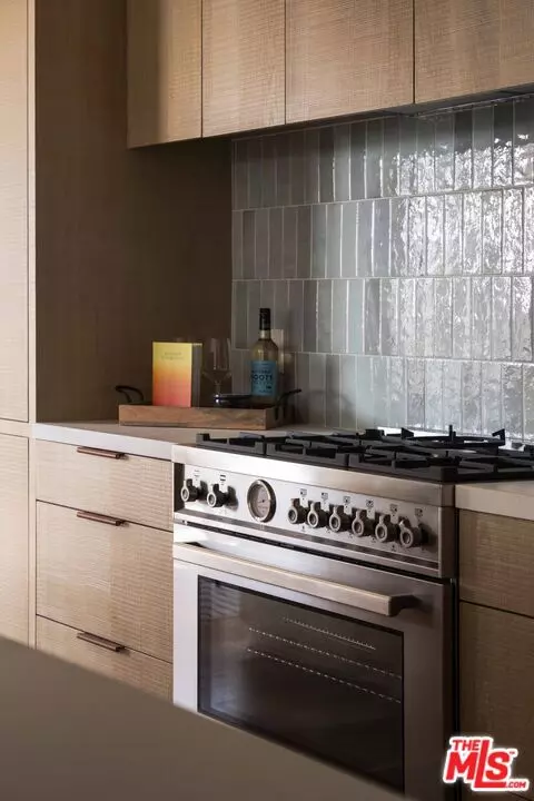 Kitchen - 734 Esplanade #A, Redondo Beach, CA 90277 photo 5 of 7