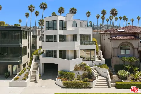 734 Esplanade #A, Redondo Beach, CA 90277