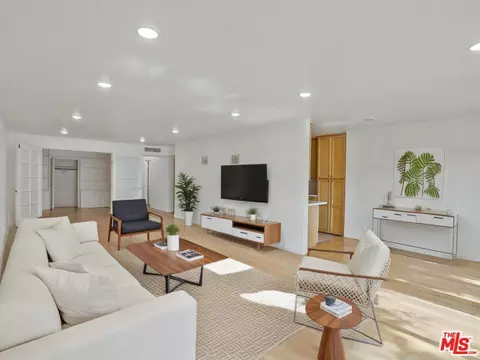 175 N Swall Dr #101, Beverly Hills, CA 90211