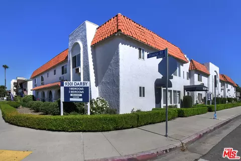 9301 Darby Ave, Northridge, CA 91325