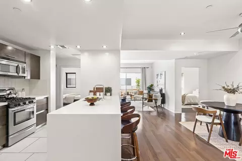 1700 Sawtelle Blvd #215, Los Angeles, CA 90025
