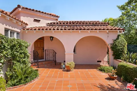 1541 Cardiff Ave, Los Angeles, CA 90035