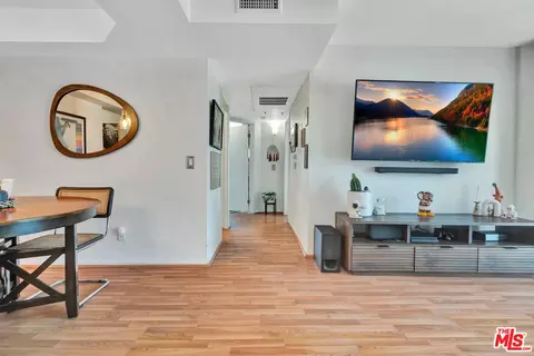 801 Pine Ave #312, Long Beach, CA 90813 photo 15