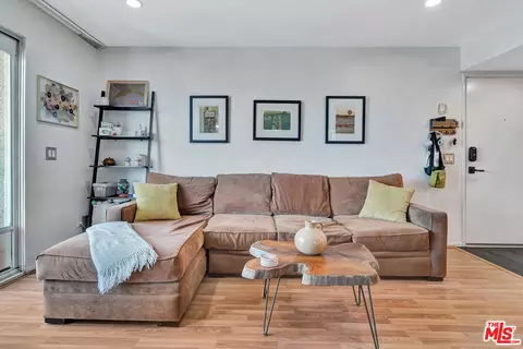 801 Pine Ave #312, Long Beach, CA 90813 photo 5