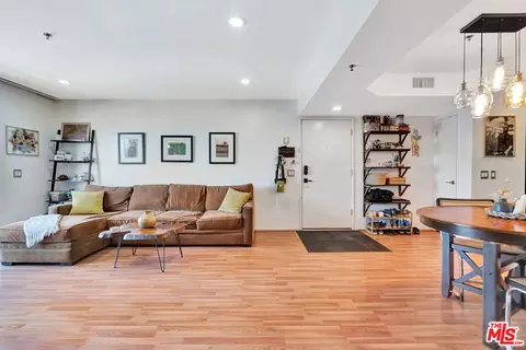 801 Pine Ave #312, Long Beach, CA 90813 photo 6
