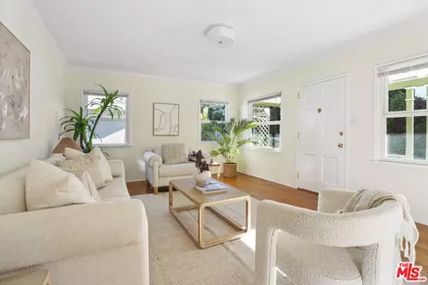 516 Sinclair Ave, Glendale, CA 91206 photo 9