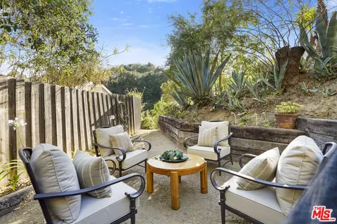 516 Sinclair Ave, Glendale, CA 91206 photo 35