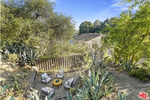 516 Sinclair Ave, Glendale, CA 91206 photo 38