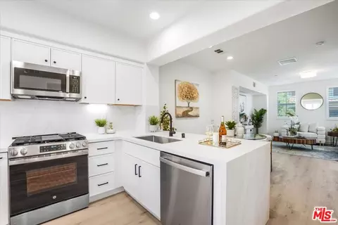 15645 Odyssey Dr #71, Granada Hills, CA 91344