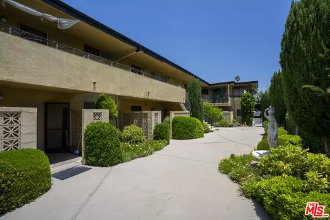 482 S El Molino Ave, Pasadena, CA 91101 photo 4