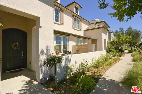 28682 Pietro Dr, Valencia, CA 91354
