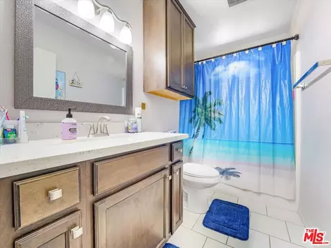 Bath - 9446 Green Rd, Pinon Hills, CA 92372 photo 3 of 3