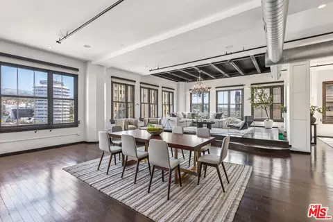 1645 N Vine St #706, Los Angeles, CA 90028