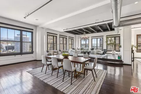 1645 N Vine St #706, Los Angeles, CA 90028