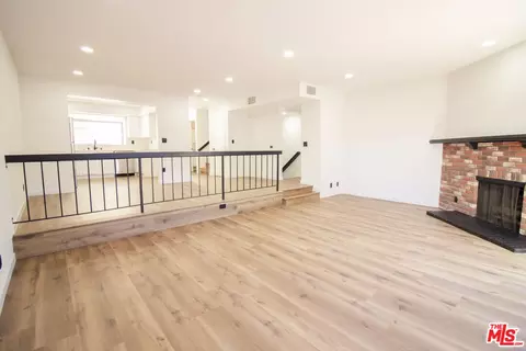 1132 19th St #2, Santa Monica, CA 90403