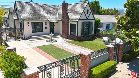 10520 Almayo Ave, Los Angeles, CA 90064