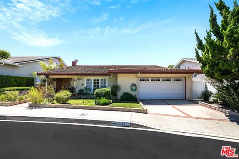 2223 Mcrae Dr, San Pedro, CA 90732