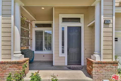 2857 Limestone Dr, Thousand Oaks, CA 91362 photo 4