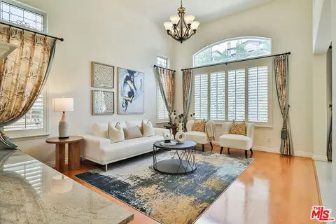 2857 Limestone Dr, Thousand Oaks, CA 91362 photo 8