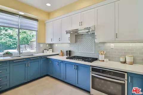 2857 Limestone Dr, Thousand Oaks, CA 91362 photo 14