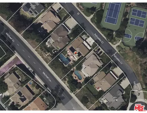 1865 Michael Ln, Pacific Palisades, CA 90272