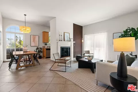 3647 Jasmine Ave #201, Los Angeles, CA 90034