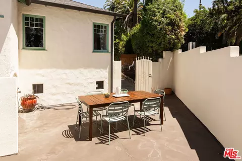 264 Robinson Rd, Pasadena, CA 91104 photo 32