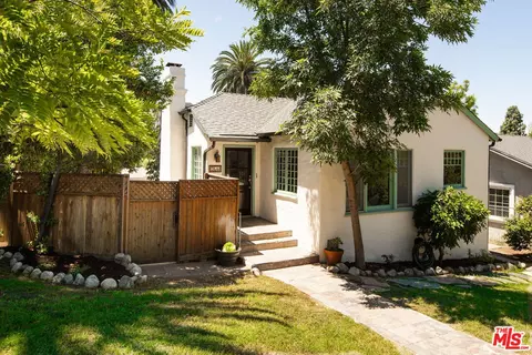 264 Robinson Rd, Pasadena, CA 91104