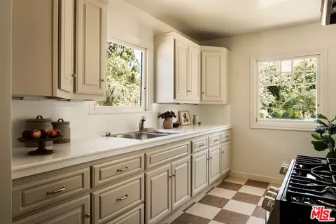 264 Robinson Rd, Pasadena, CA 91104 photo 18