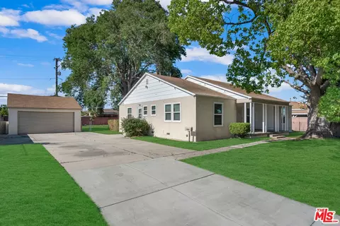 8211 22nd St, Westminster, CA 92683