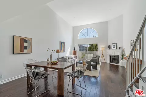 3743 S Canfield Ave #303, Los Angeles, CA 90034