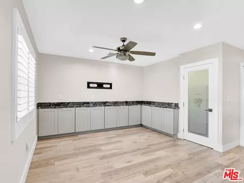 520 Irving Dr, Burbank, CA 91504 photo 8